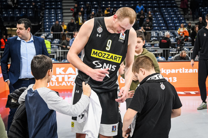 Rekordni Partizan poslao MZT sa +50 u Skoplje!