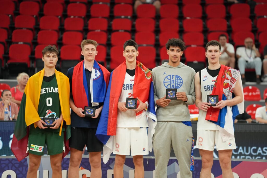 Best Five of European Championship: Gabrielius Buivydas ( Lithuania ), Lan Jurc ( Slovenia ), Nikola Kusturica ( Serbia ), Nathan Soliman ( Germany ) & Petar Bjelica ( Serbia )