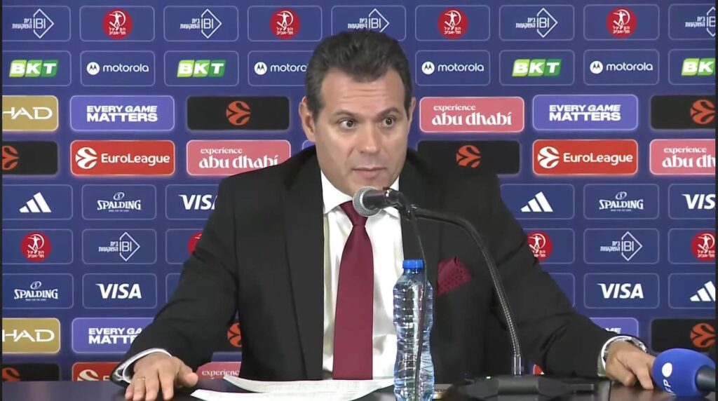 Hapoel Tel Aviv - Dimitris Itudis na pres konferenciji nakon duela sa Makabi Tel Avivom, 8.10.2025.