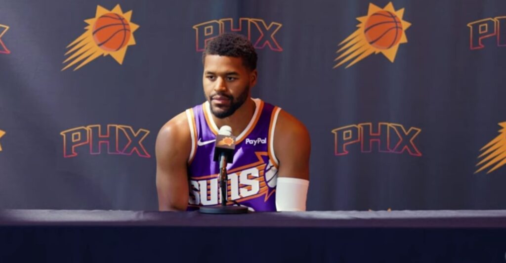 Džared Batler - Jared Butler in Media Day press conference in Phoenix Suns