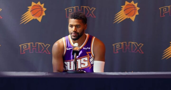 Džared Batler - Jared Butler in Media Day press conference in Phoenix Suns